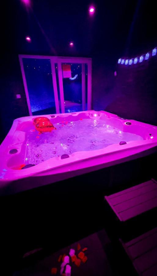 Appart Avec Jacuzzi, Et Terrasse มาร์กเซย ภายนอก รูปภาพ