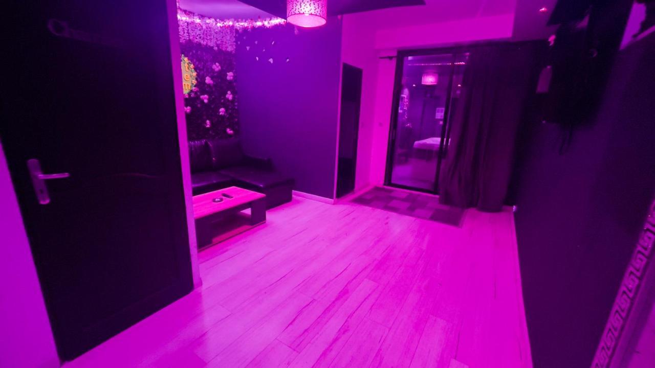 Appart Avec Jacuzzi, Et Terrasse มาร์กเซย ภายนอก รูปภาพ